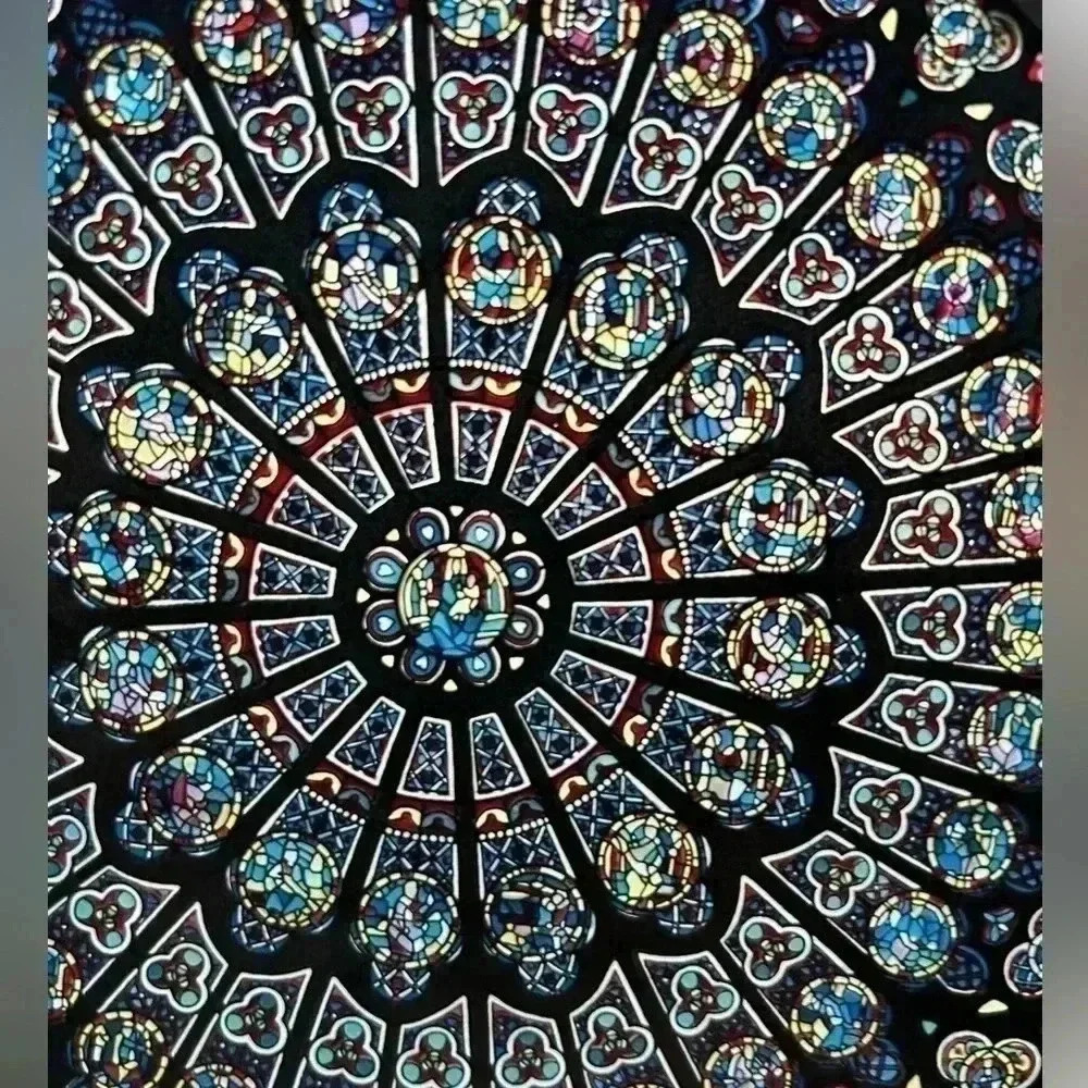 Notre dame window suncatcher Vintage art glass - Picture 3 of 5